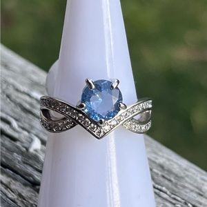 Lab Created Light Blue Quartz Ring Bomb Party - Rhodium Plated - Sz6 NWT